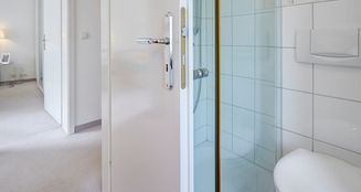 von_poll_real_estate_property_25132014_image_9