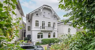 von_poll_real_estate_property_25132010_image_21