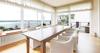 von_poll_real_estate_property_25132010_image_6