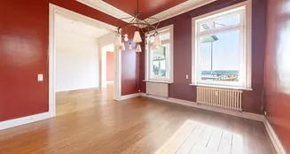 von_poll_real_estate_property_25132010_image_11