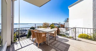 von_poll_real_estate_property_25132010_image_7