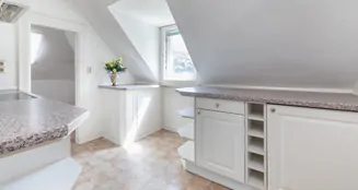 von_poll_real_estate_property_25132027_image_17