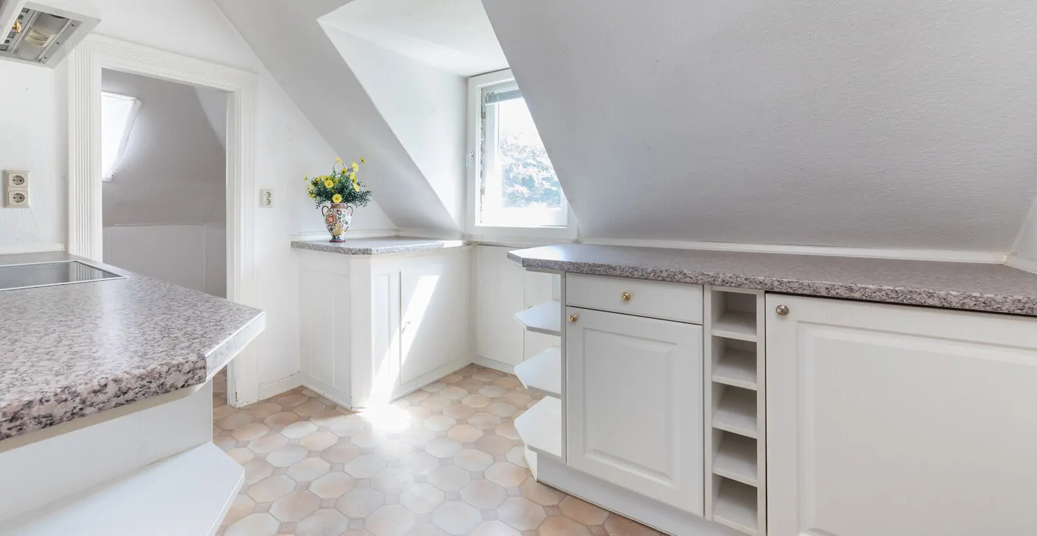Küche im Dachgeschoss