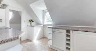 von_poll_real_estate_property_25132027_image_24