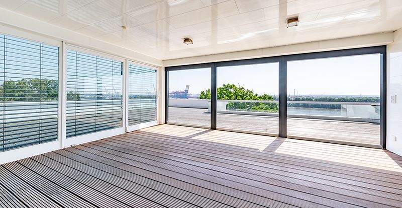 Large loggia on the mezzanine floor