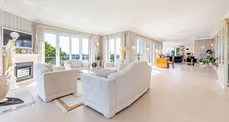 von_poll_real_estate_property_25132023e_image_7