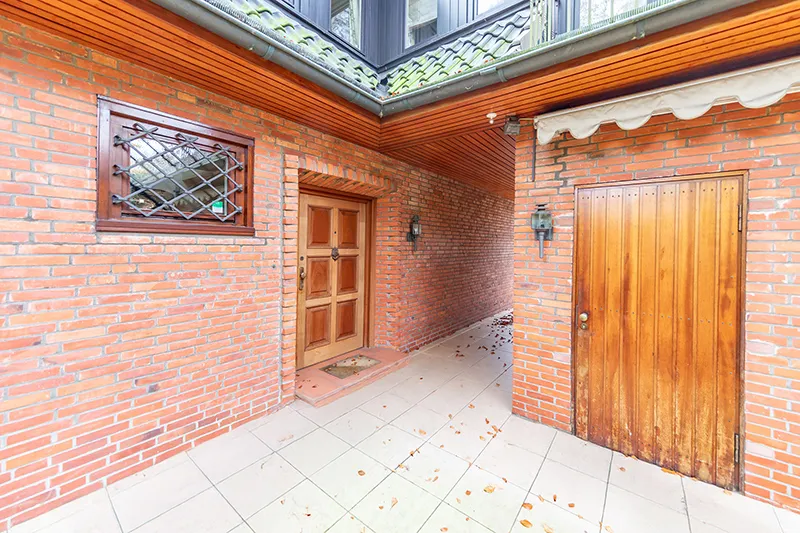 Garage / Eingang