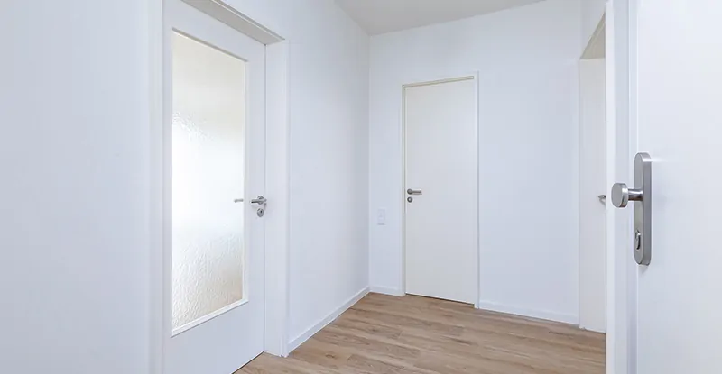 Diele, von der alle Zimmer abgehen