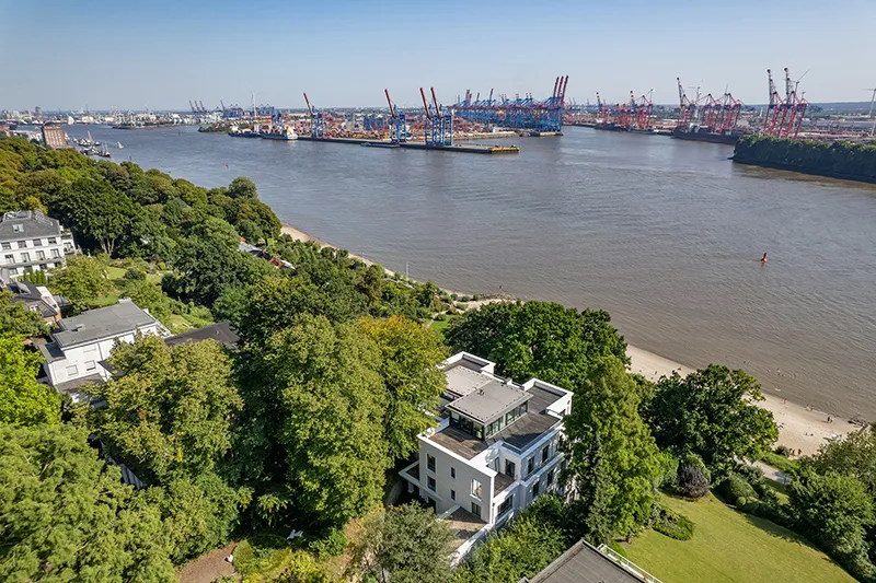 Ein Katzensprung zu Elbe (eigener Strandzugang!)