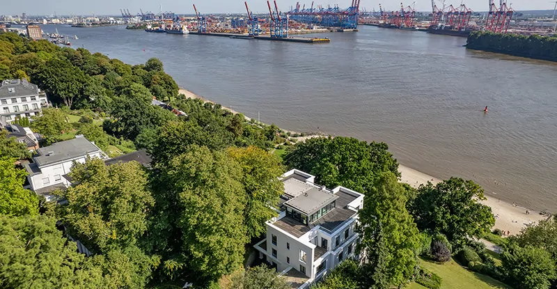 Ein Katzensprung zu Elbe (eigener Strandzugang!)