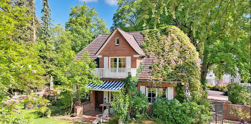 von Poll Immobilien GmbH
