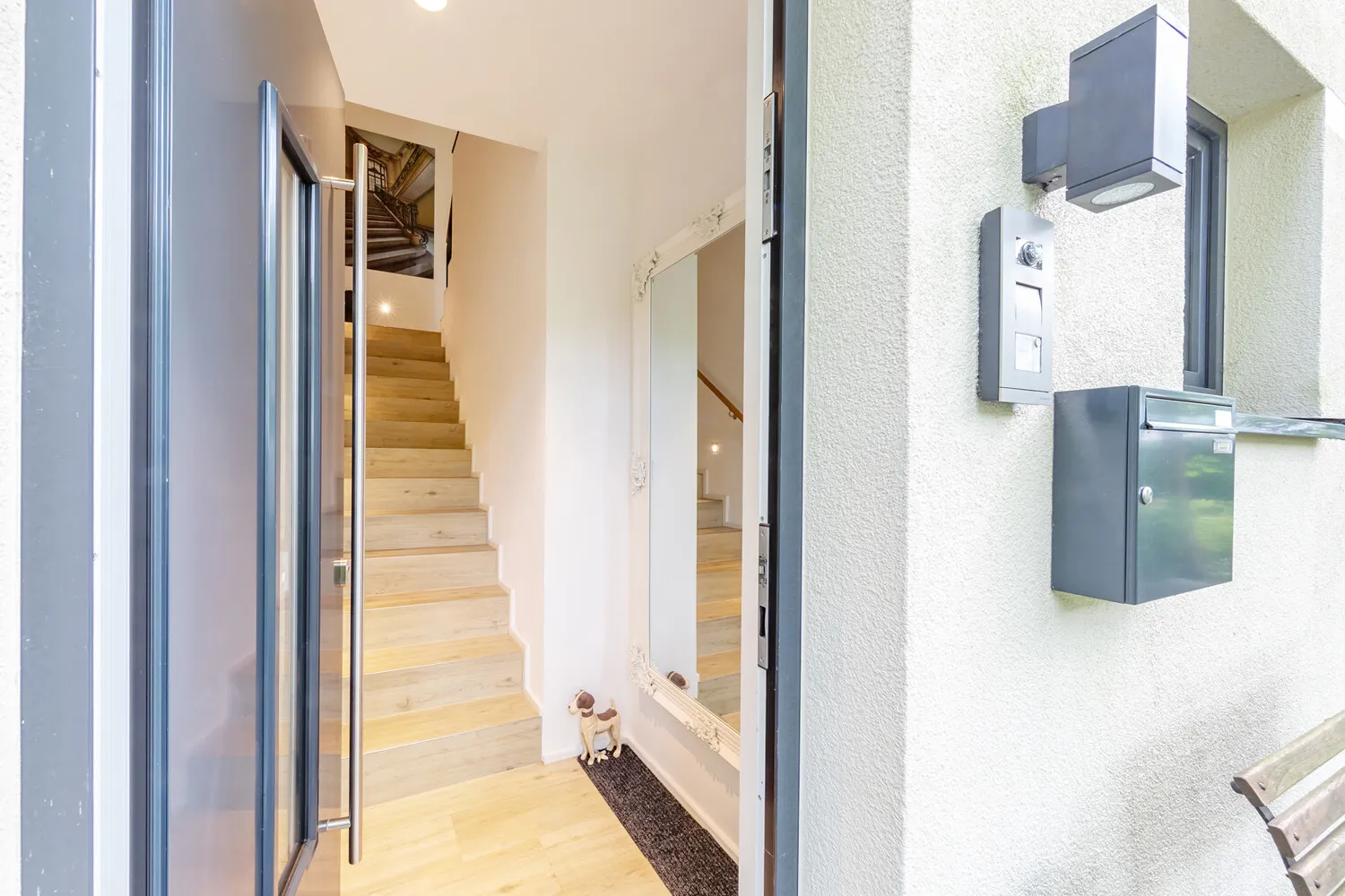 Falkenstein Living – großzügige Townhouse-Maisonette mit Dachterrasse