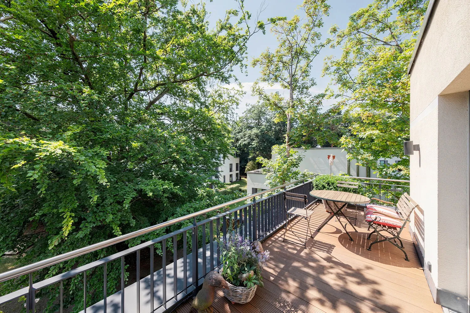 Falkenstein Living – großzügige Townhouse-Maisonette mit Dachterrasse