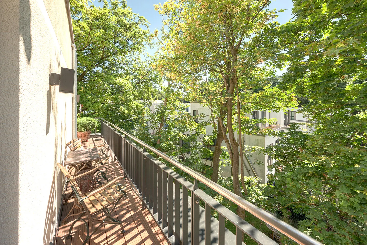 Falkenstein Living – großzügige Townhouse-Maisonette mit Dachterrasse