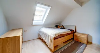 von_poll_real_estate_property_25031032_image_18