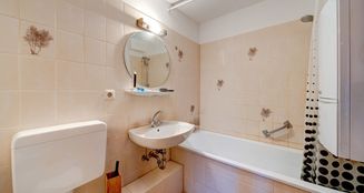 von_poll_real_estate_property_24031025_image_23
