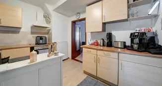 von_poll_real_estate_property_25031032_image_16