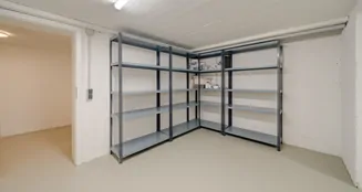 von_poll_real_estate_property_25031015_image_32