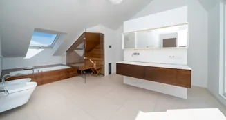 von_poll_real_estate_property_25031015_image_26