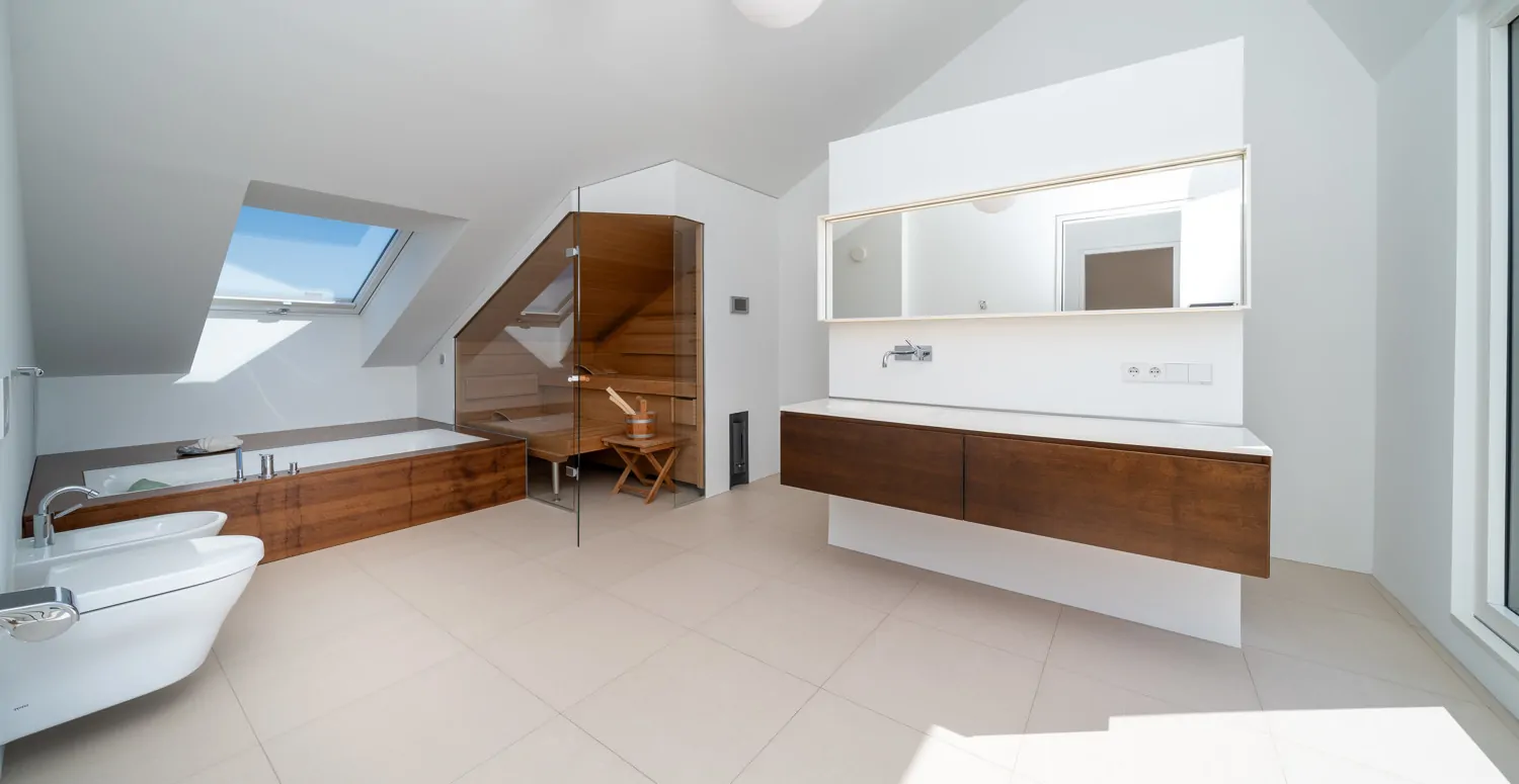 Wellnessbad mit Sauna_DG