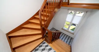 von_poll_real_estate_property_26031005_image_9