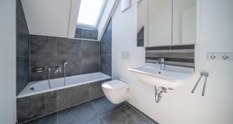 von_poll_real_estate_property_25031029_image_23
