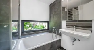 von_poll_real_estate_property_25031029_image_18