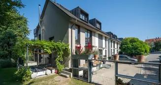 von_poll_real_estate_property_25031029_image_0