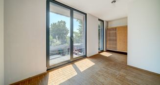 von_poll_real_estate_property_25031029_image_17