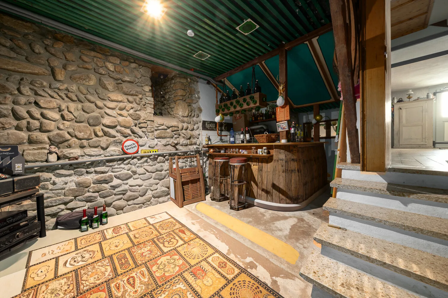 Keller_Bar
