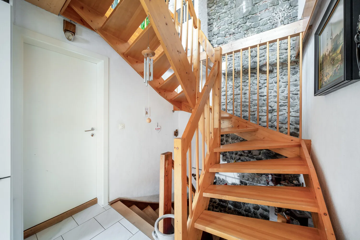 Treppe_zu Hauptwohnung