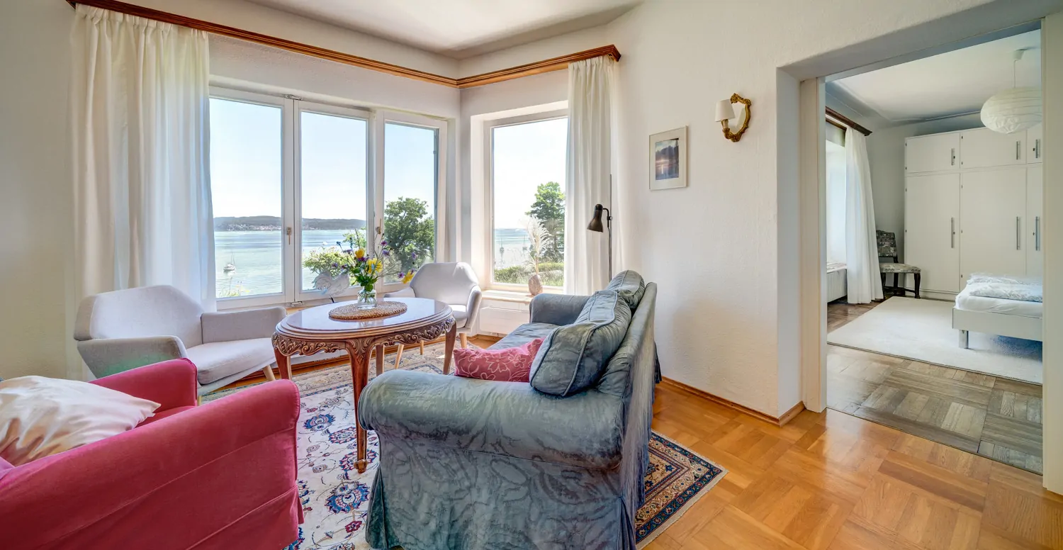 Wohnzimmer_Ferienwohnung_MFH