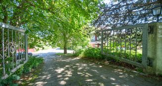 von_poll_real_estate_property_25031013_image_2