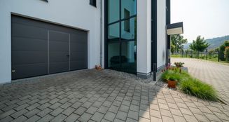 von_poll_real_estate_property_25031026_image_7