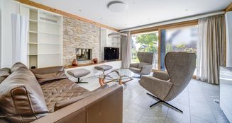 von_poll_real_estate_property_25031034_image_1