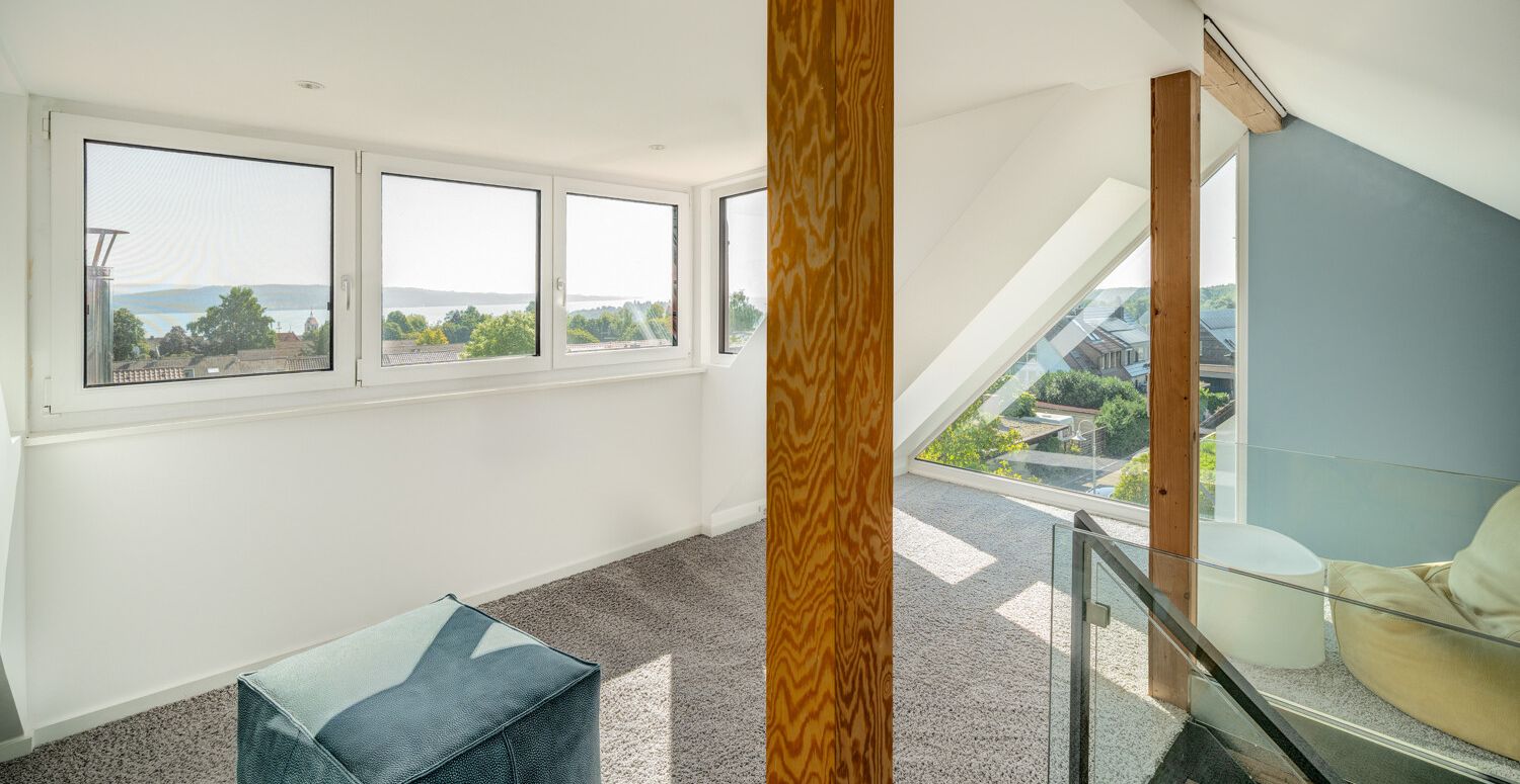 DG_Galerie mit traumhaftem Blick über den Bodensee