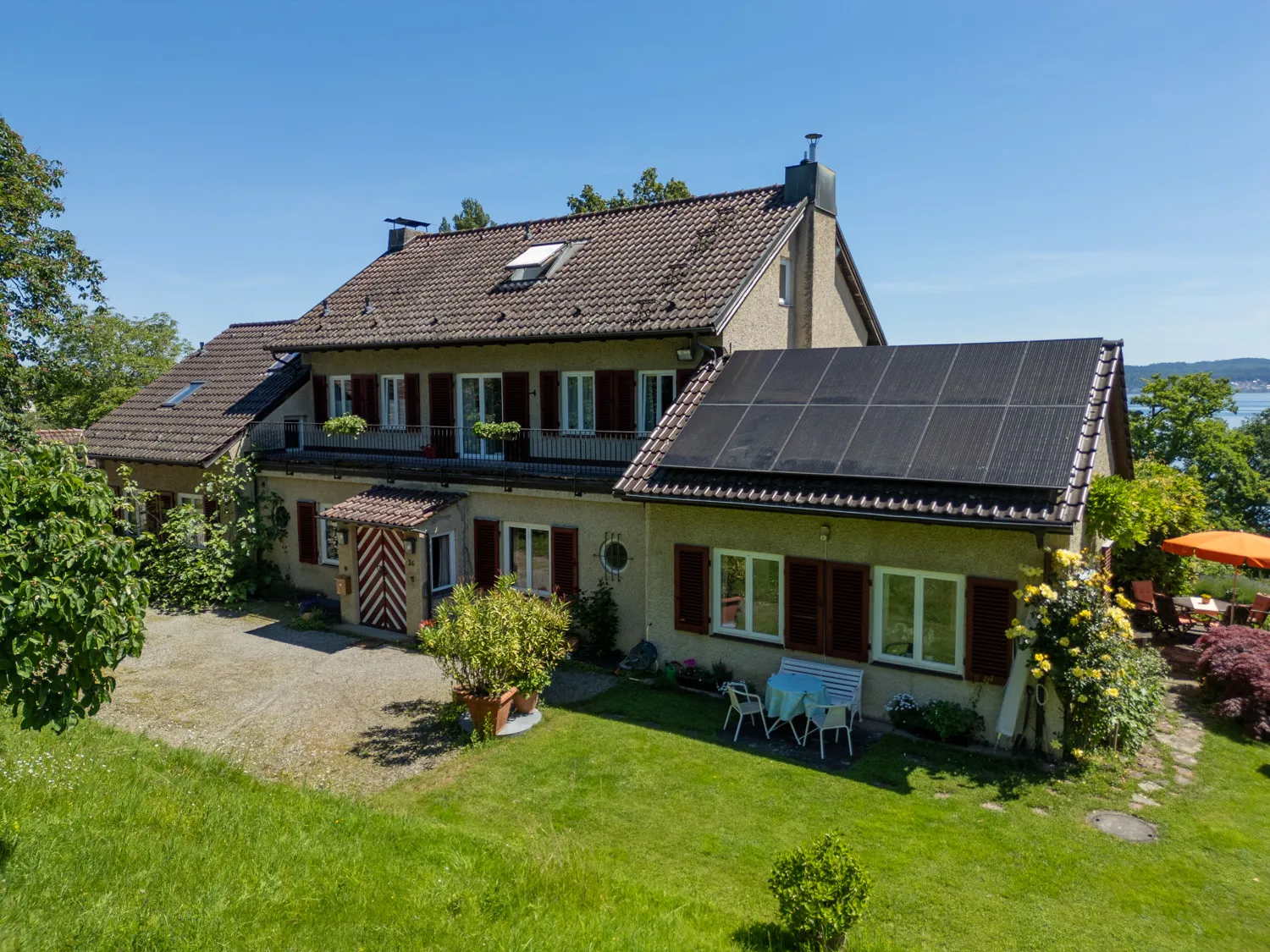 Ansicht_Eingangsbereich_MFH mit Ferienwohnung