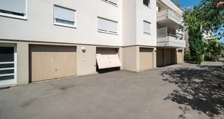 von_poll_real_estate_property_25031027_image_16