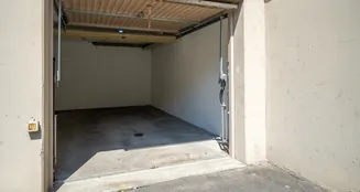 von_poll_real_estate_property_25031027_image_17