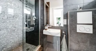 von_poll_real_estate_property_25031043_image_20