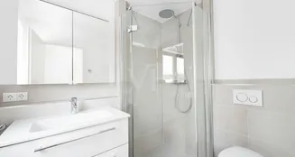 von_poll_real_estate_property_26048001_image_13