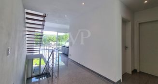 von_poll_real_estate_property_25048022_image_8