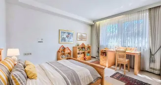 von_poll_real_estate_property_25048019_image_22