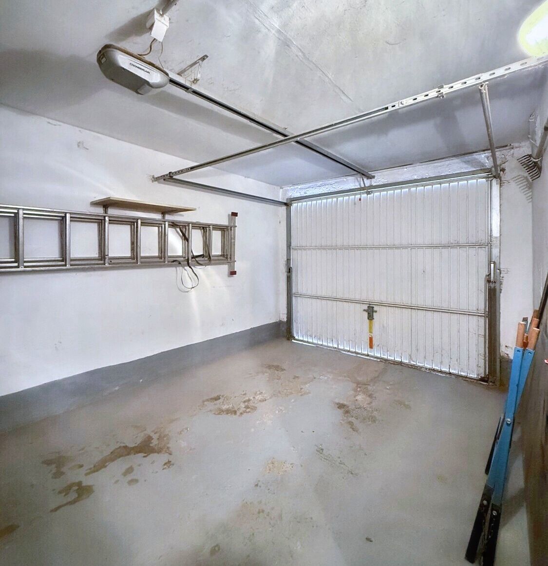 große Garage