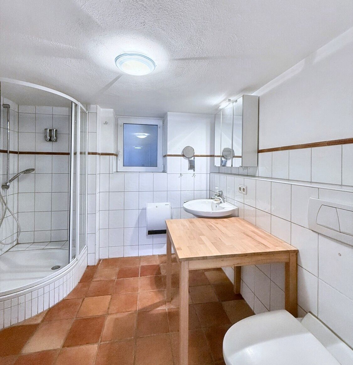 Badezimmer EG