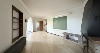 von_poll_real_estate_property_25048029_image_8