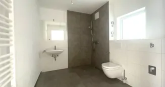 von_poll_real_estate_property_25048013_image_8