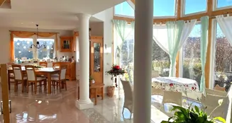 von_poll_real_estate_property_25048021_image_8