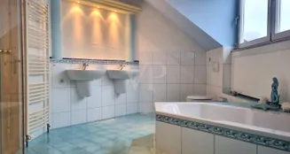 von_poll_real_estate_property_25048021_image_20