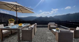 von_poll_real_estate_property_25048018i_image_2